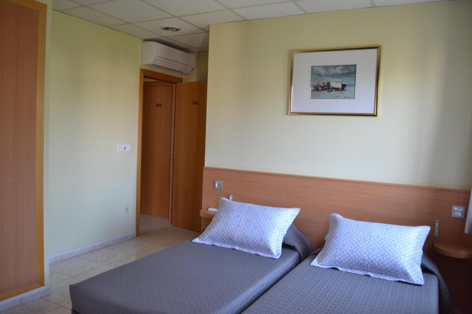 Hostal Bartis Figueres  Pokoj fotografie